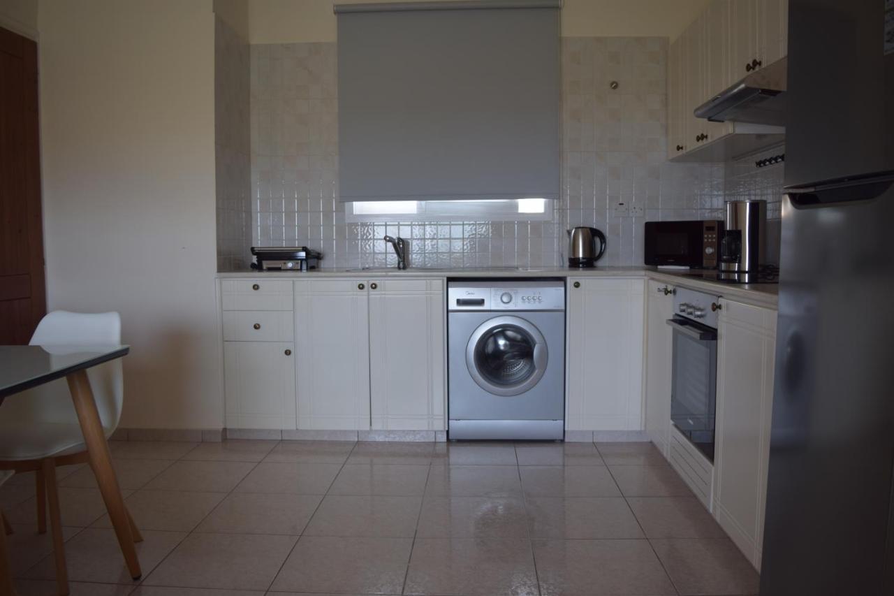 Eden Heights Sea View Apartment 203 - By Imh Travel & Tours Paphos Esterno foto