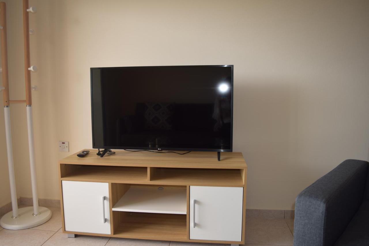 Eden Heights Sea View Apartment 203 - By Imh Travel & Tours Paphos Esterno foto